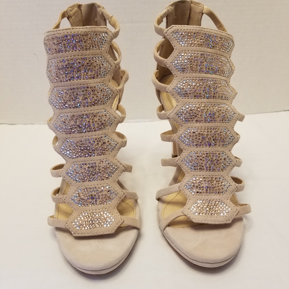 NEW with TAGS Size 6m. 4in heel Imagine Vince Camuto Orginal $150